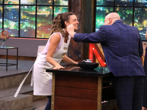 Giovanna Andrade y Josh Paredes ganan cachetito del chef Jorge Rausch.