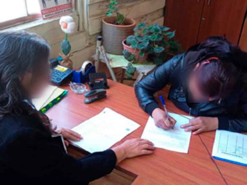 El acceso a una boleta de auxilio es gratuito. La víctima debe acercarse a denunciar a la Fiscalía General del Estado.