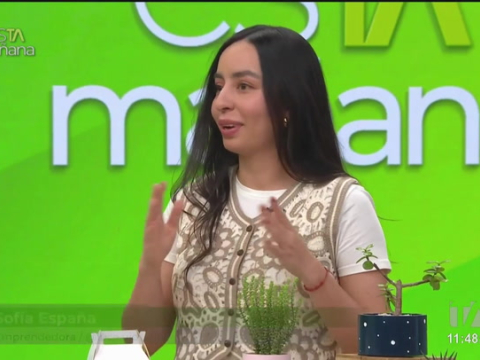 La emprendedora Sofía España habla de su camino al emprendimiento de manualidades; retos, consejos y tips.