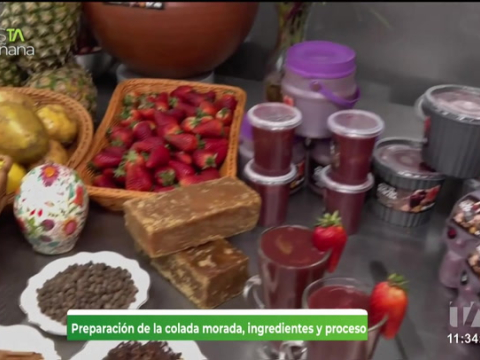 Julián Campos nos cuenta el paso a paso de  su propia colada morada pero con toque ‘guayaco’ para endulzar este feriado.