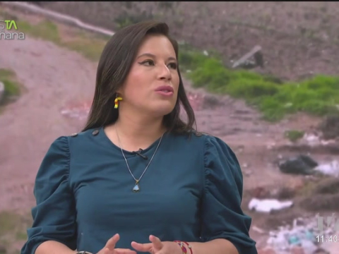 La directora de la Fundación Quebradas Vivas, Estefanía Pabón, nos explica la importancia de las quebradas y por qué  no son un botadero de basura.