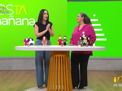 Iralda Rubio, una ama de casa, decidió emprender con paquetes de años viejos en miniatura. Conozca su historia en esTAmañana