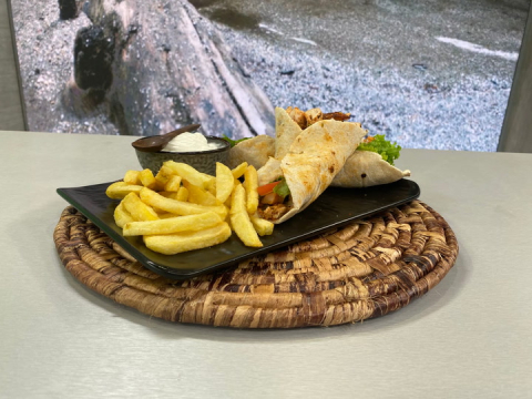 Este miérccoles 11 de febrero del 2026 preparamos shawarma, junto al chef Felipe Campana.