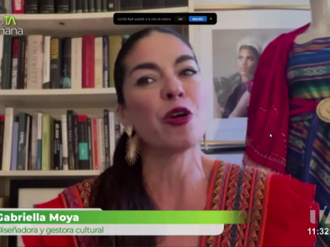 Gabriella Moya, diseñadora  de moda ecuatoriana, comentó cómo decidió convertir la moda en algo más allá de un vestido combinando elementos de la cultura andina y ecuatoriana.