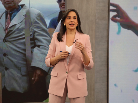 De Lunes a Lunes con Andrea Bernal