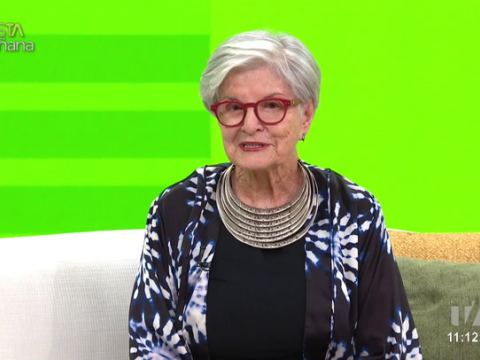 La fotógrafa, María Teresa García, nos compartió de su experiencia con la fotografía y la magia del blanco y negro.