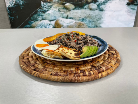 Este martes 26 de mayo del 2026 preparamos gallo pinto, junto al chef Felipe Campana.