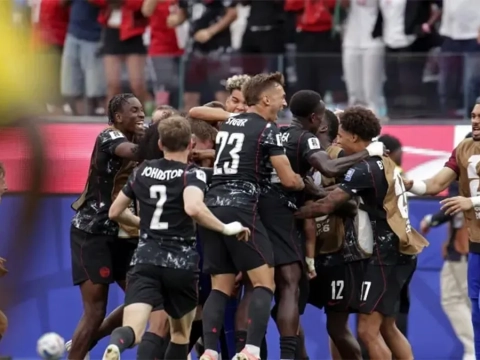 Canadá celebra una clasificación histórica a octavos de final.