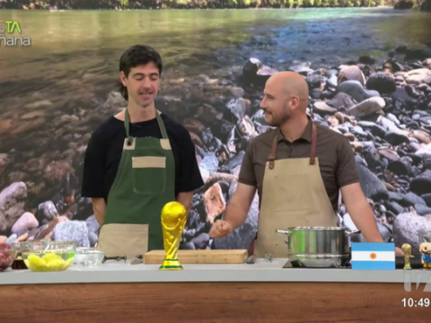 En esTAmañana junto a Laucha y  'Pipe' campana aprendemos a hacer una receta argentina: entraña a la plancha con puré de papas.