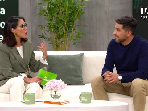 Andrés Llerena, experto en tecnología, explica la importancia de la conectividad actual y cómo mantener nuestra seguridad informática.