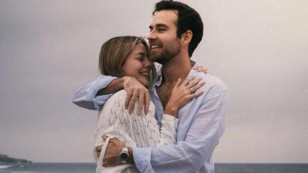 Nati Regge se comprometió con su novio en la playa