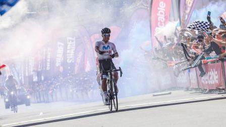 Richard Huera finalizando la etapa 8 de la vuelta en Costa Rica.