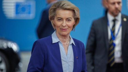 La presidenta de la Comisión Europea, Ursula von der Leyen, durante un debate en la Eurocámara en Estrasburgo, Francia.