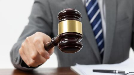 Un juez de la Corte Nacional de Justicia Ecuador fue denunciado por acoso sexual.