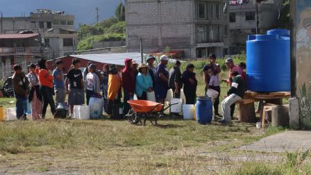 Ocho días de desabastecimiento de agua en La Ecuatoriana y otras cinco parroquias del sur de Quito,