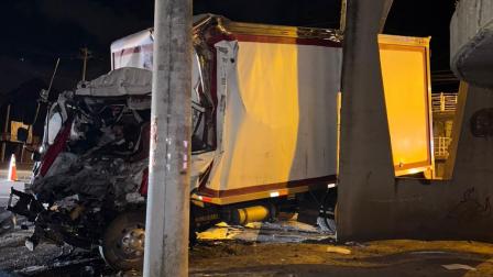 Un camión está involucrado en un fatal siniestro en Machachi ocurrido la madrugada del 18 de julio del 2025.