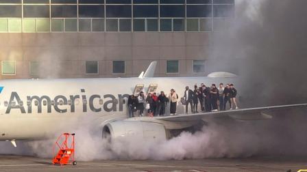 Pasajeros de un vuelo de American Airlines fueron evacuador. El hecho ocurrió en Denver, Estados Unidos