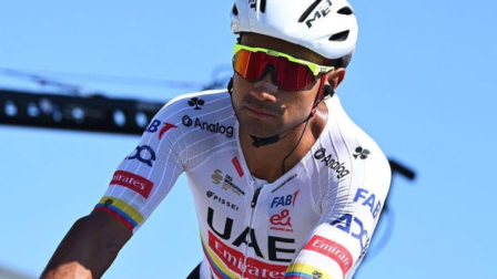 El ciclista Jhonatan Narváez en una competencia.