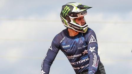 El ciclista olímpico ecuatoriano, Alfredo Campo, visitó el set del matinal esTAmañana y compartió sus experiencias en el deporte.