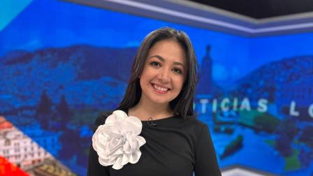 La conductora de los noticieros de Teleamazonas es, además, la Jefa de Noticias de este canal.