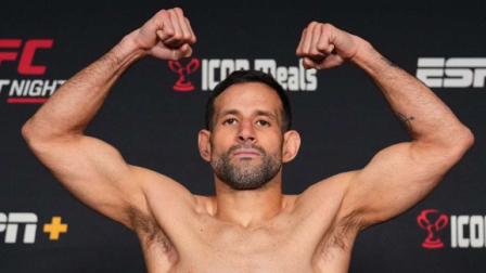 Carlos Vera en el pesaje oficial de la UFC previo a su pelea.