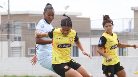 Encuentro entre Catolica vs Barcelona por la Superliga Femenina el pasado 16 de agosto en el complejo de La Armenia.