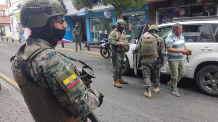El Gobierno extiende la declaratoria de emergencia en tres cantones de dos provincias de Ecuador.