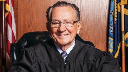 Frank Carpio fue presentador del programa judicial 'Caught in Providence'.