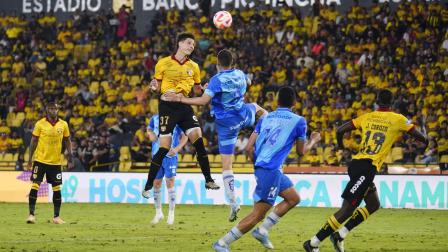 Barcelona perdió ante Macará en la jornada 25 del Campeonato ecuatoriano. Los amarillos necesitan recuperarse y sumar puntos en la tabla de posiciones.