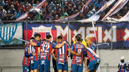 Deportivo Quito triunfo en el estadio Olímpico Atahualpa