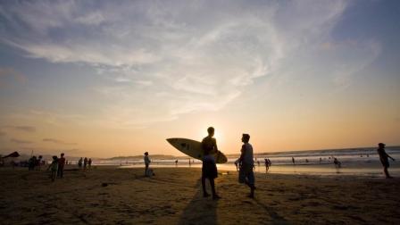 La playa es uno de los destinos más escogidos por los ecuatorianos en los días de feriado.
