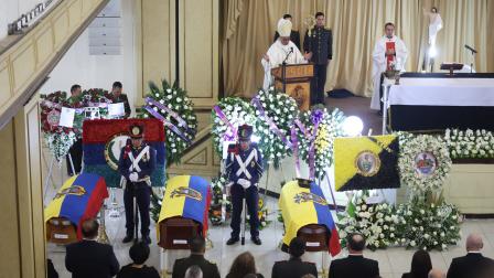 El 11 de mayo del 2025 se realizó una misa con los féretros de los 11 militares asesinados en Alto Punino.
