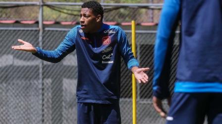 El futbolista Gonzalo Plata en un entrenamiento con la Selección de Ecuador.