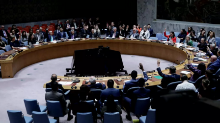Votación de los miembros el Consejo de Seguridad de las Naciones Unidas este 4 de junio de 2025.