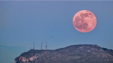 Imagen referencial de la Luna de Fresa, un evento astronómico que iluminará el cielo de junio del 2025