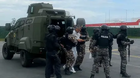 Jorge Glas fue trasladado a la cárcel de máxima seguridad, La Roca, tras su detención en la Embajada de México.
