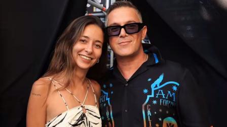 Alejandro Sanz e Ivet Playá habrían mantenido una relación laboral y sentimental.