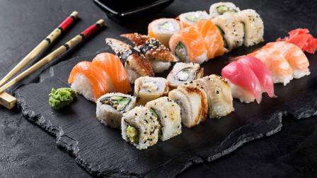Cada país tiene una versión de sushi con sus propias recetas, haciéndolo un platillo atractivo para el público