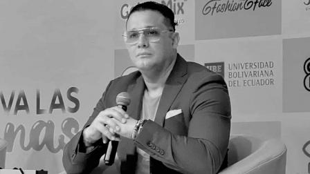 Presentador de TV Carlos José Matamoros