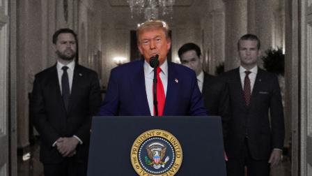Donald Trump habló desde la Casa Blanca junto al vicepresidente norteamericano J.D. Vance.