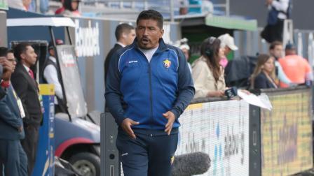 Omar Asad en el encuentro entre El Nacional y Universidad Católica por LigaPro en el estadio Banco de Guayaquil