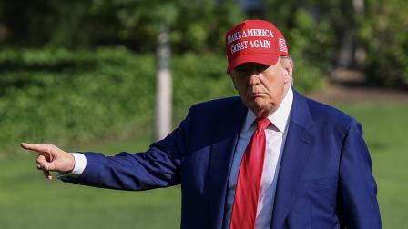 El presidente Donal Trump pidió mantener bajos los precios del petróleo para "no hacerle juego al enemigo".
