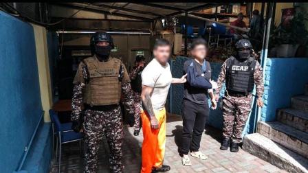 Daniel y Noé Salcedo fueron trasladaso de la cárcel de Riobamba a Quito en medio de un fuerte resguardo militar.