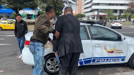 Los tramitadores intentaban vender turnos falsos para sacar pasaporte.