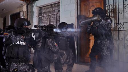 El operativo “Código Rescate LXI” permitió la aprehensión de tres ciudadanos y la liberación de 11 mujeres víctimas de explotación sexual.