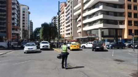 Un corte de luz se registró en diferentes zonas de Quito este viernes 4 de julio del 2025.