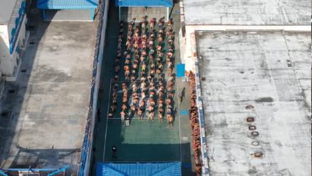 Chips de celular y cigarrillos fueron detectados a un uniformado de la Armada que intentó ingresar a la cárcel.