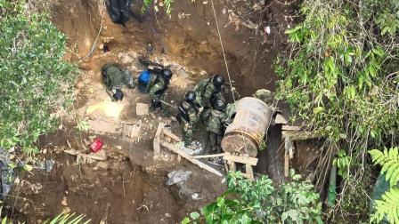 El Ejército de Ecuador realizó un operativo en la zona de Buenos Aires, en Imbabura.