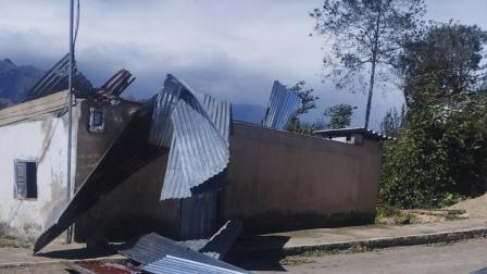 Afectaciones en Pallatanga, Pangua y Sigchos por fuertes vientos.
