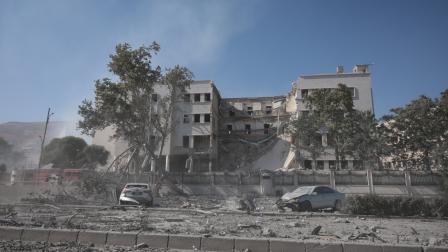 El edificio del Ministerio de Defensa sirio resultó dañado tras un ataque aéreo israelí en Damasco,